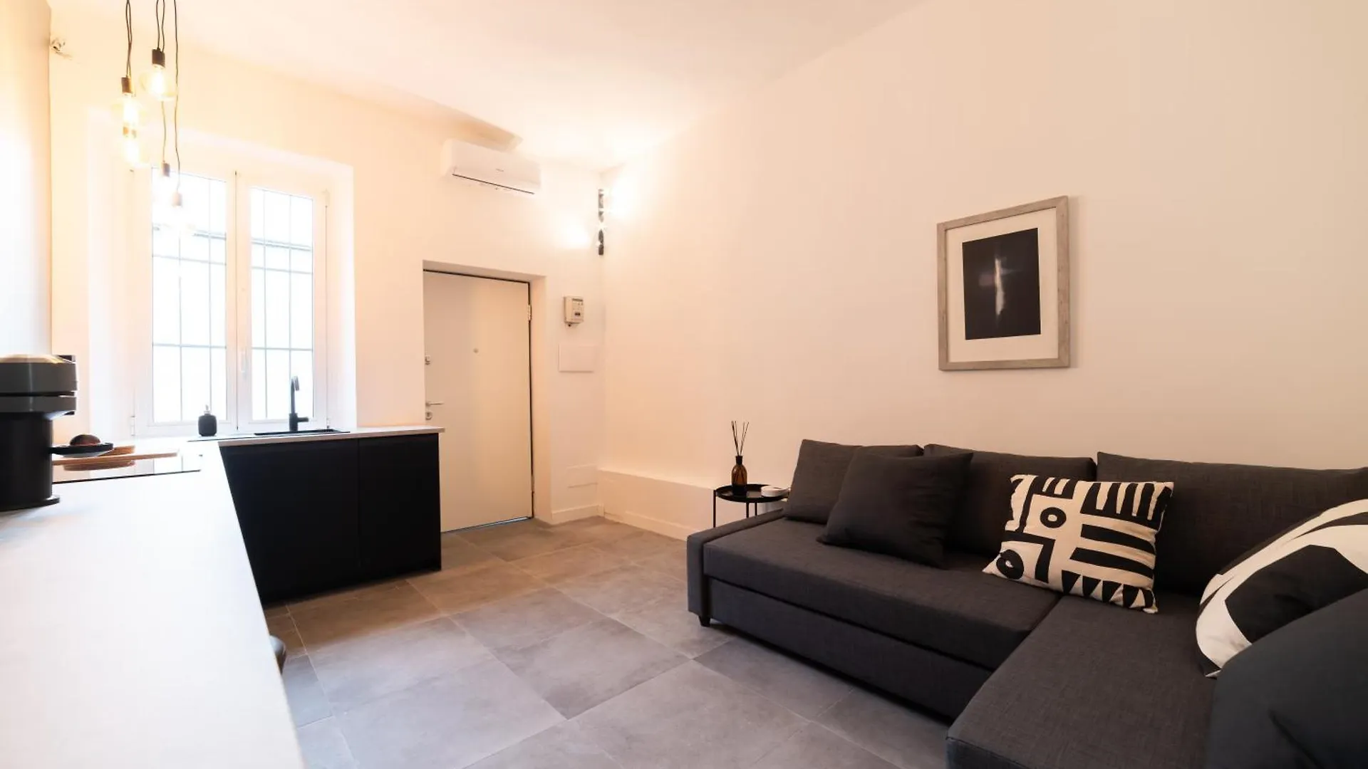 15Min To Duomo, Modern 1 Bedrm Flat Ac, 5G Wifi Apartment Milan 0*,